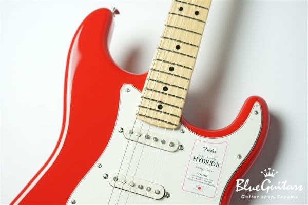 Made in Japan Hybrid II Stratocaster - Modena Red